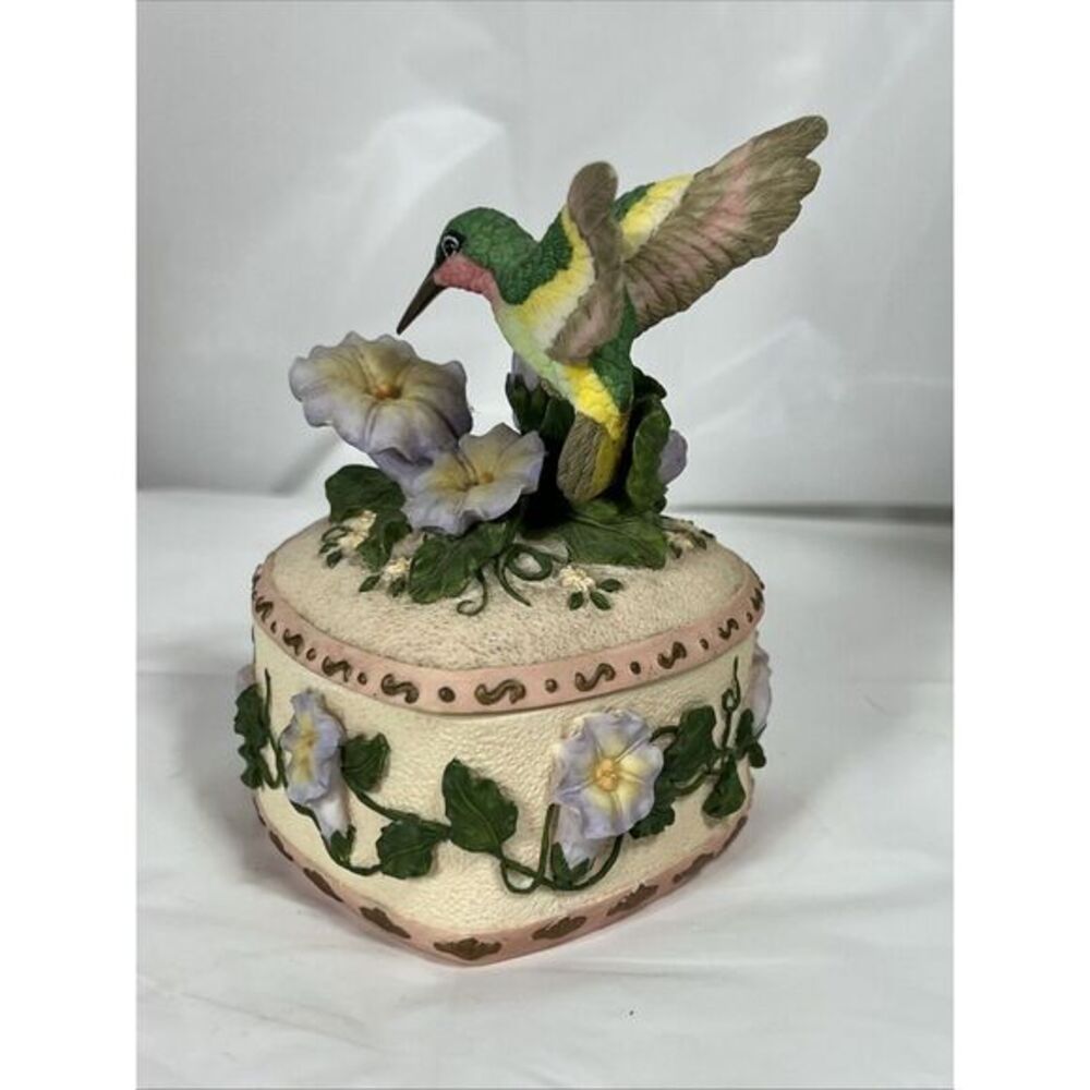 HERITAGE HOUSE "Wind Beneath My Wings" Hummingbird Collector Edition Music‎ Box